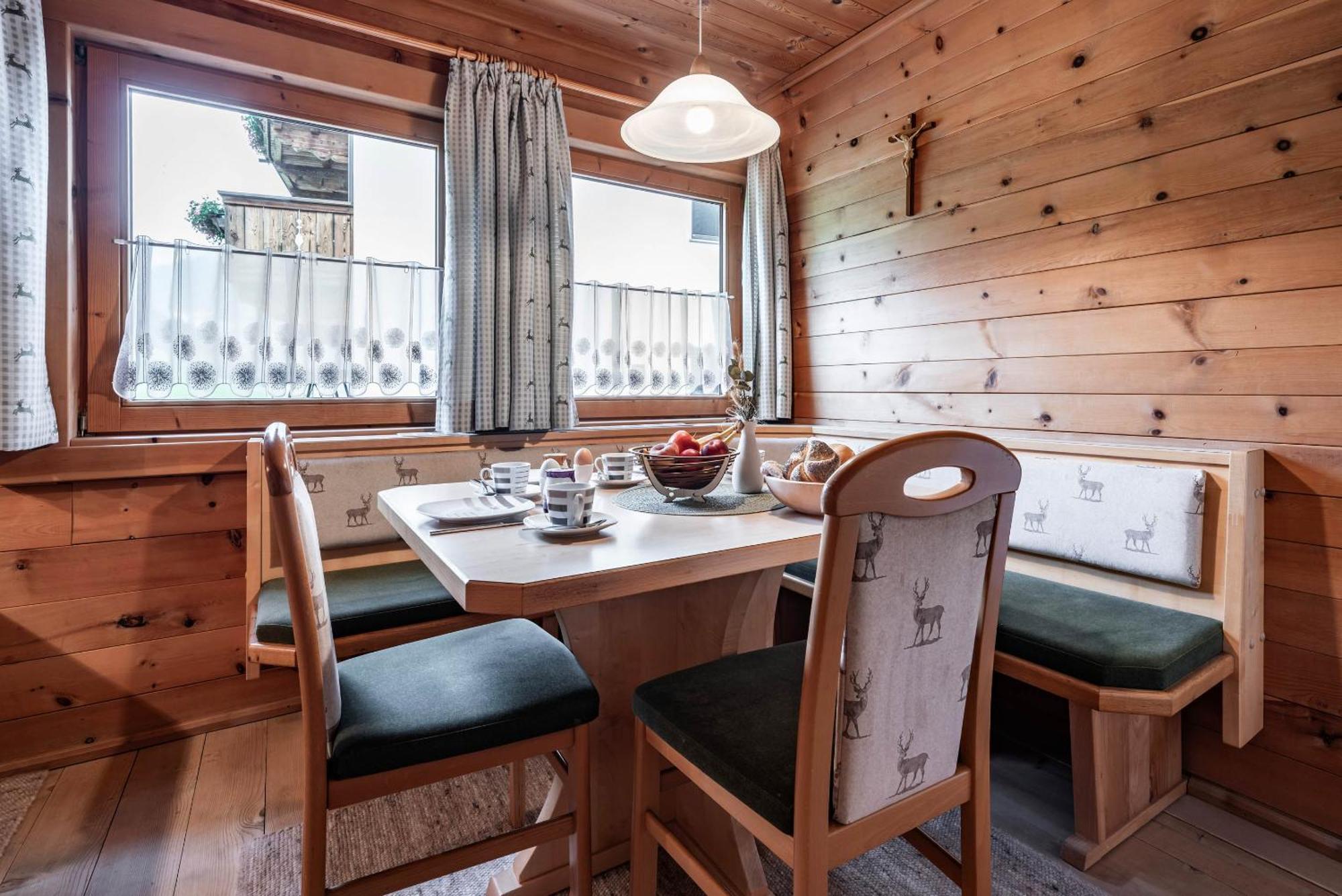 Holzknechthuette Villa Mayrhofen Eksteriør bilde