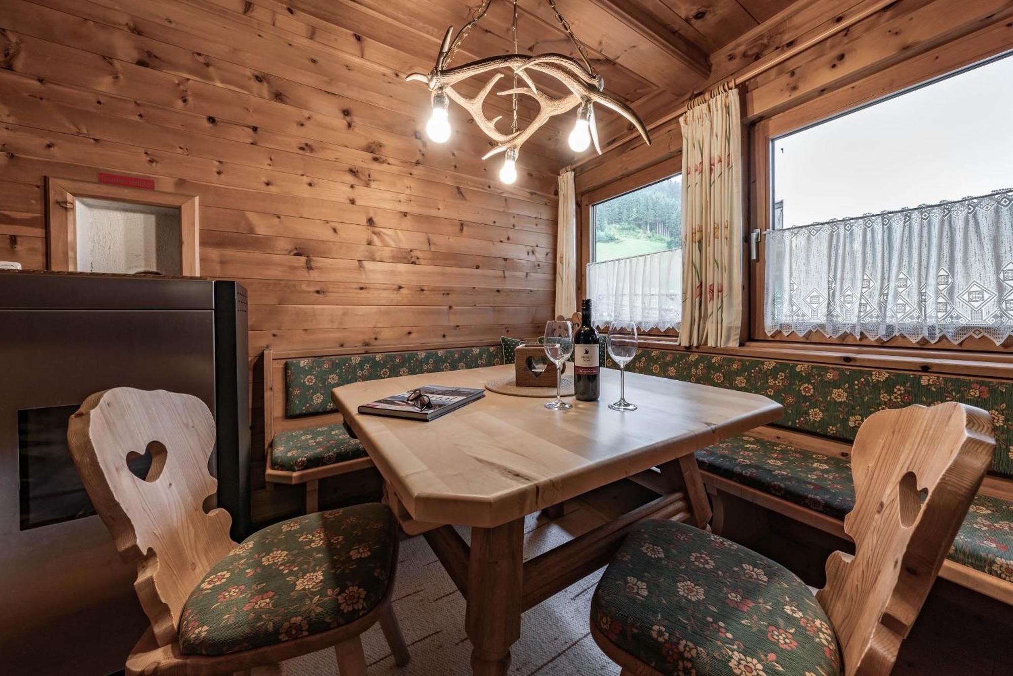 Holzknechthuette Villa Mayrhofen Eksteriør bilde
